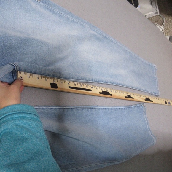 LulaRoe Jeans Skinny Ankle Light Wash - Picture 8 of 15